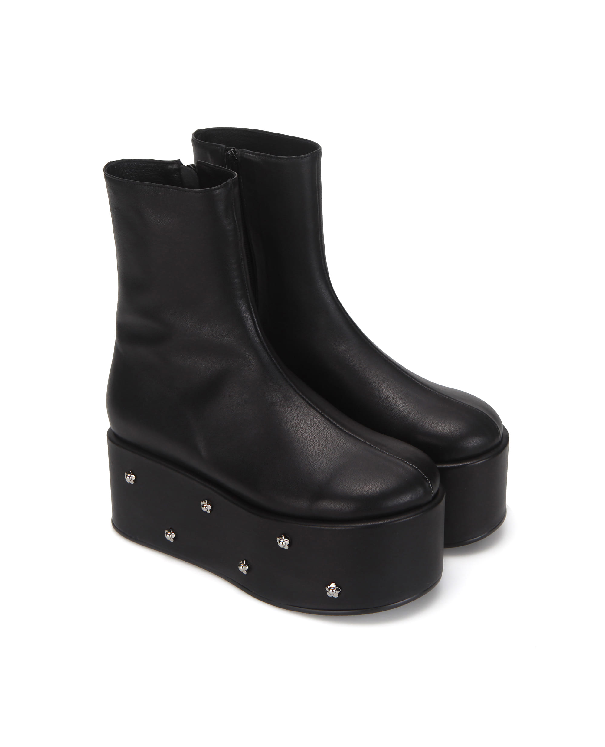 Pebble toe flower platform boots | Black